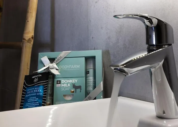 Nyaraló ωκεανίς